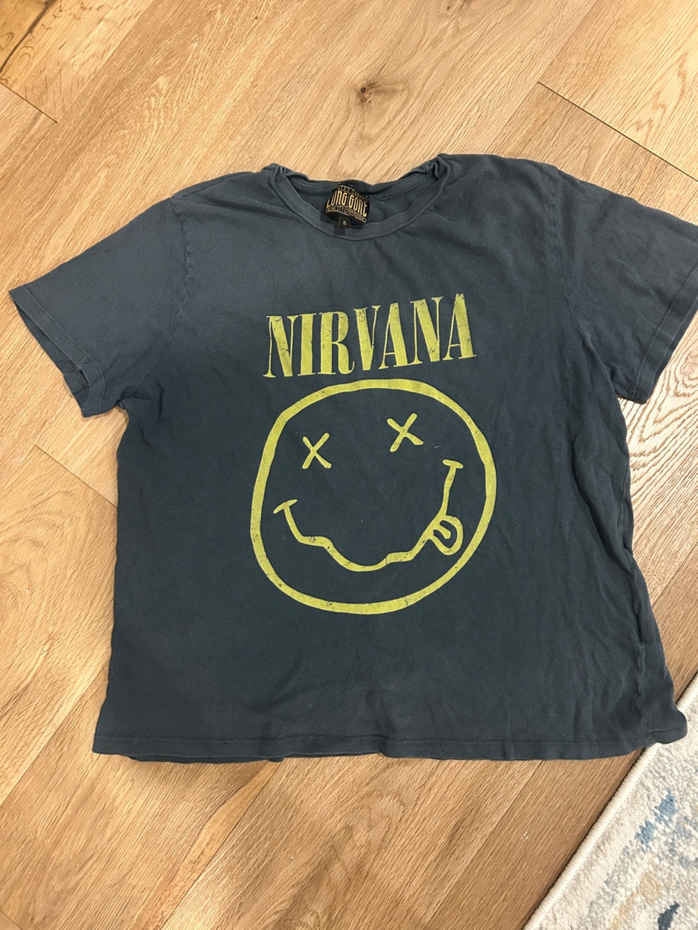 Long gone nirvana graphic band tee size small